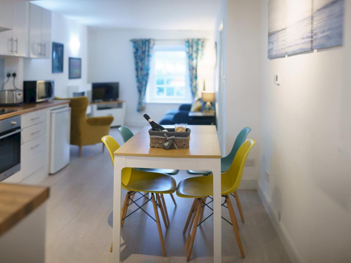 Pass The Keys Modern 2 Bed Flat Overlooking Aberaeron Harbour Zewnętrze zdjęcie