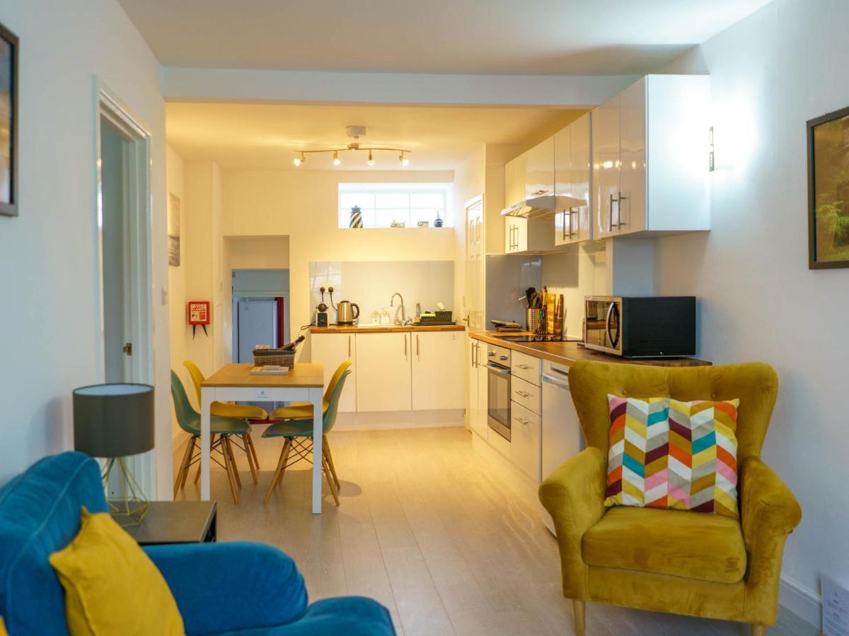 Pass The Keys Modern 2 Bed Flat Overlooking Aberaeron Harbour Zewnętrze zdjęcie