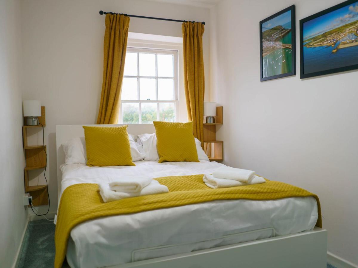 Pass The Keys Modern 2 Bed Flat Overlooking Aberaeron Harbour Zewnętrze zdjęcie