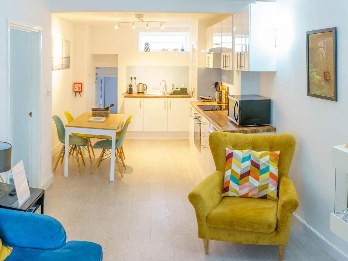 Pass The Keys Modern 2 Bed Flat Overlooking Aberaeron Harbour Zewnętrze zdjęcie