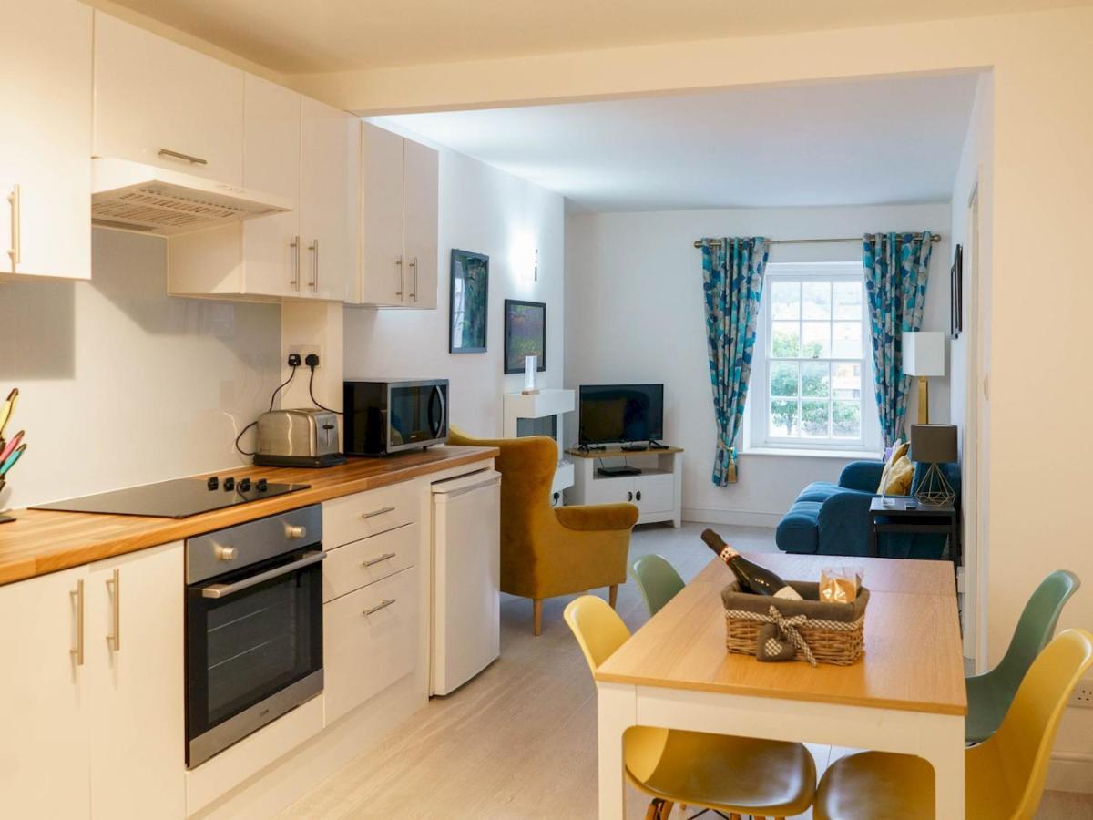 Pass The Keys Modern 2 Bed Flat Overlooking Aberaeron Harbour Zewnętrze zdjęcie