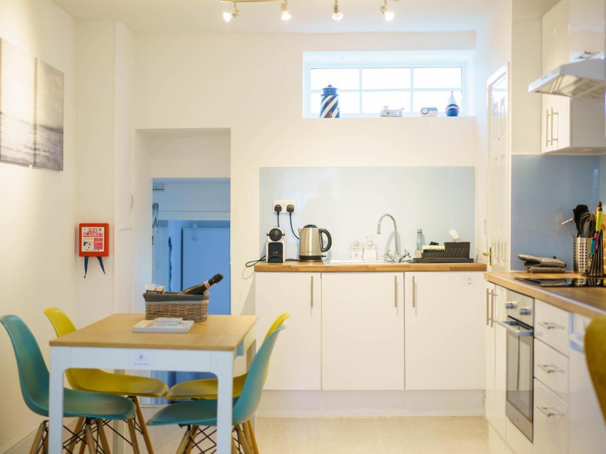 Pass The Keys Modern 2 Bed Flat Overlooking Aberaeron Harbour Zewnętrze zdjęcie
