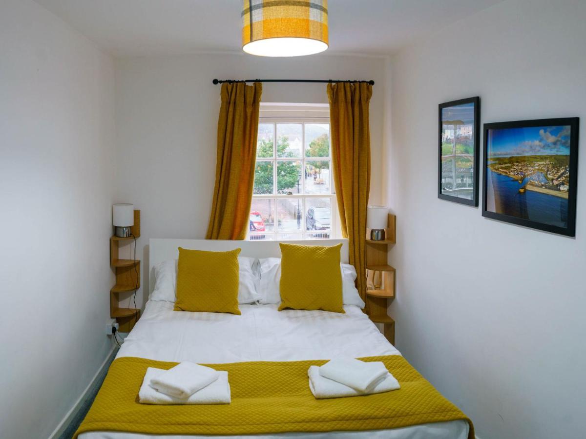 Pass The Keys Modern 2 Bed Flat Overlooking Aberaeron Harbour Zewnętrze zdjęcie